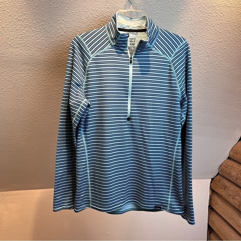 PATAGONIA CAPILENE MIDWEIGHT Zip Neck Shirt. Blue stripe, Size Medium